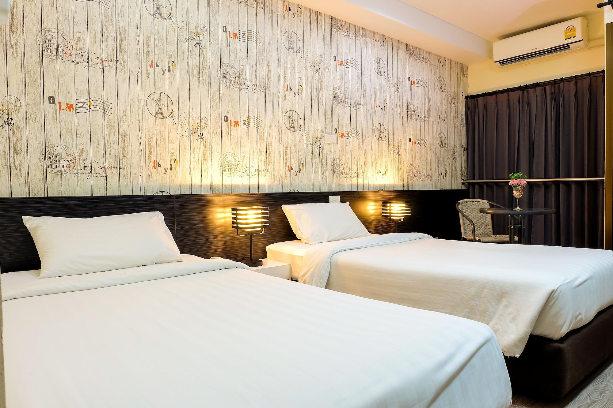 Prajaktra City Hostel Udon Thani Bagian luar foto