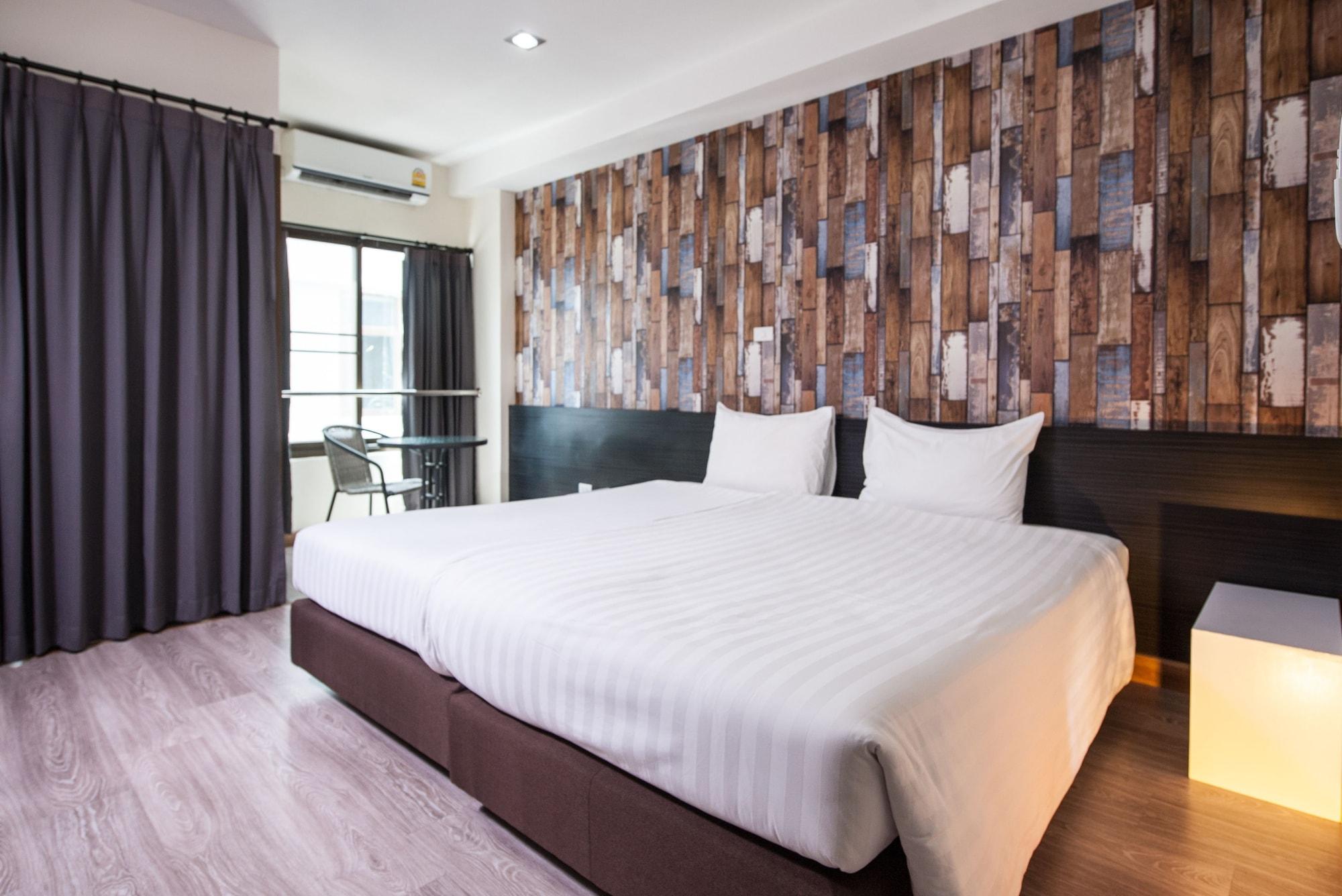 Prajaktra City Hostel Udon Thani Bagian luar foto